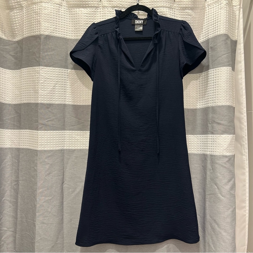 DKNY Navy Chiffon Shift Dress Ruffle Neck Flutter Sleeve Size 0